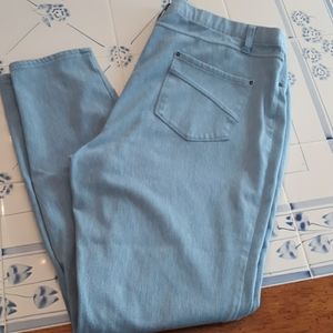 Womens Time and Tru Jeggings (light blue)